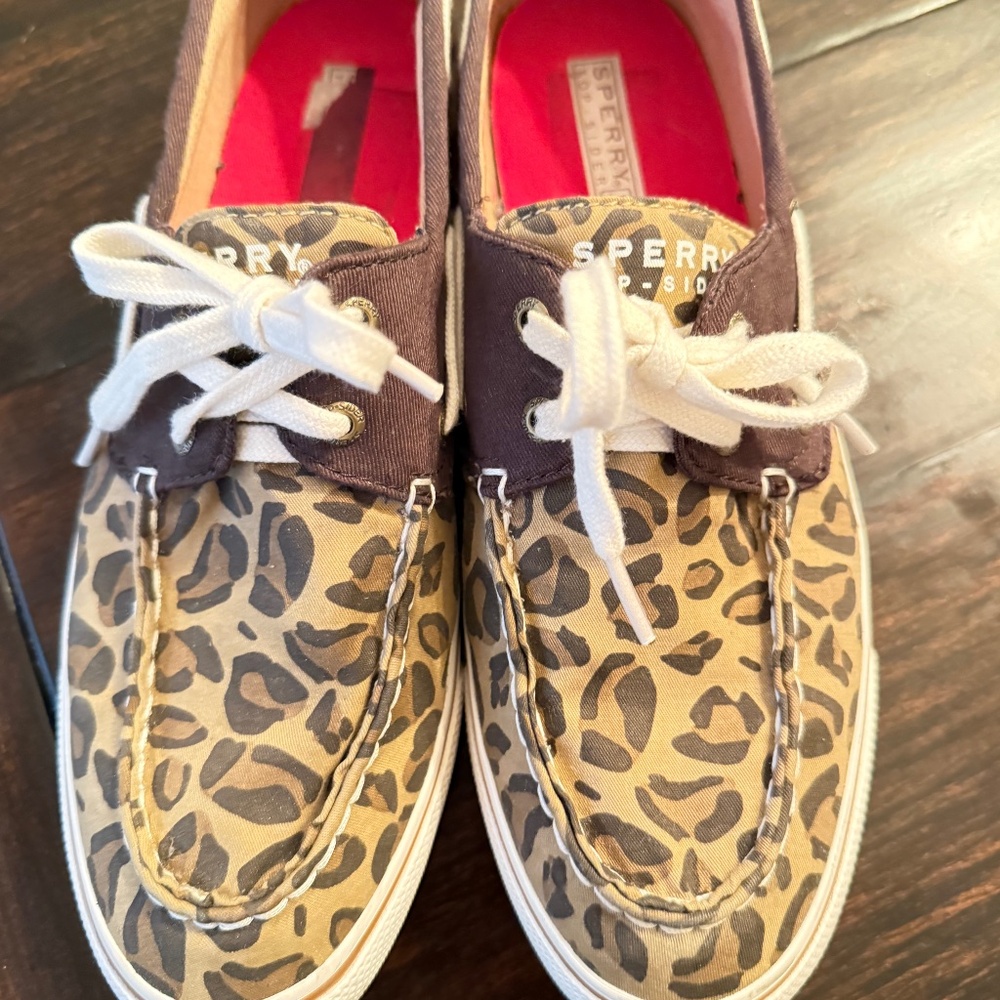 Sperry Women’s Size 9